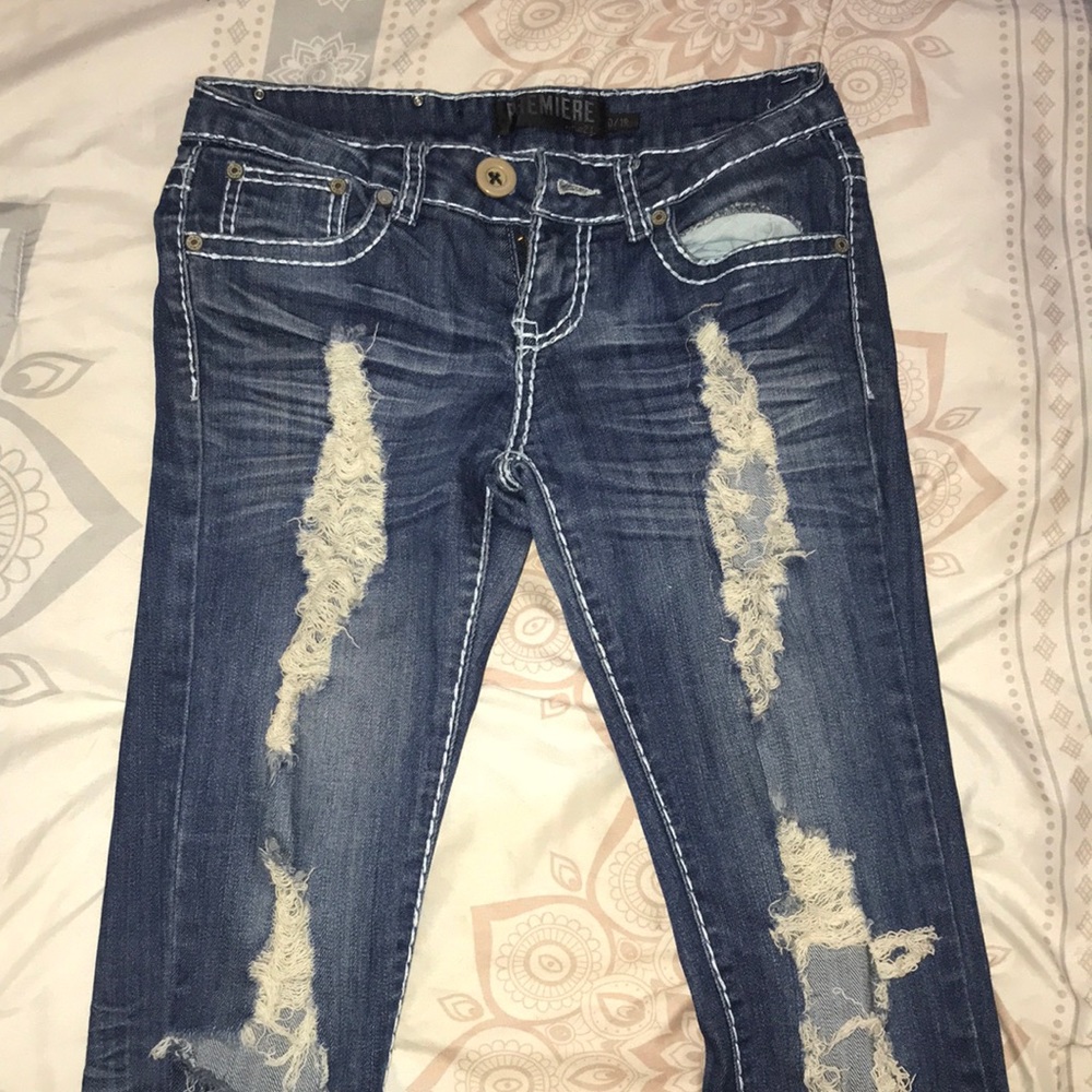 Premiere jeans.